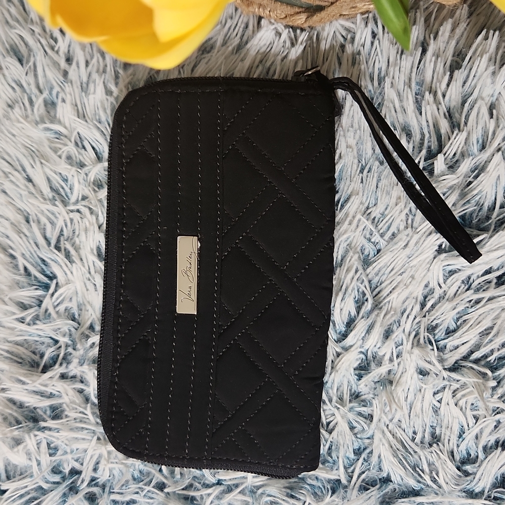 Vera Bradley Wristlet wallet |black|